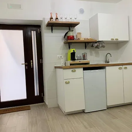 La Pelliccia Apartment Bari